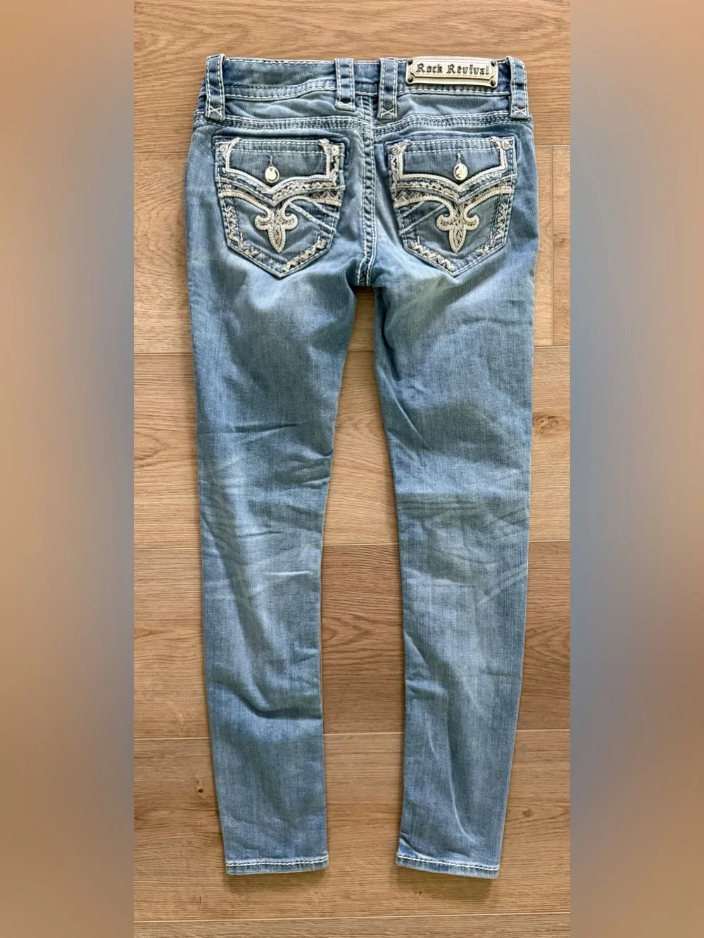 Rock Revival Becki Skinny Jeans Size 26 Light Wash Embellished Rhinestones Denim